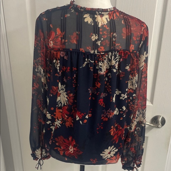 Wilfred Lourdes Floral Blouse - Red and Navy - Picture 15 of 16